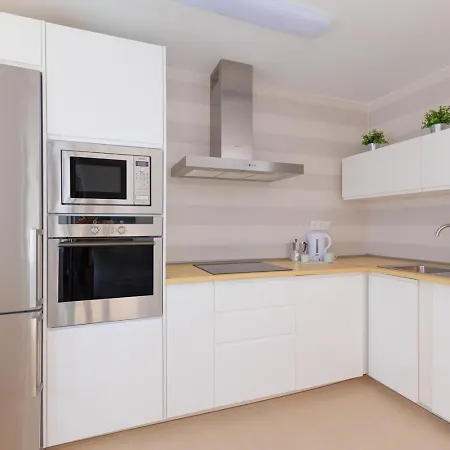 Vila Tranquila Con Piscina Privada